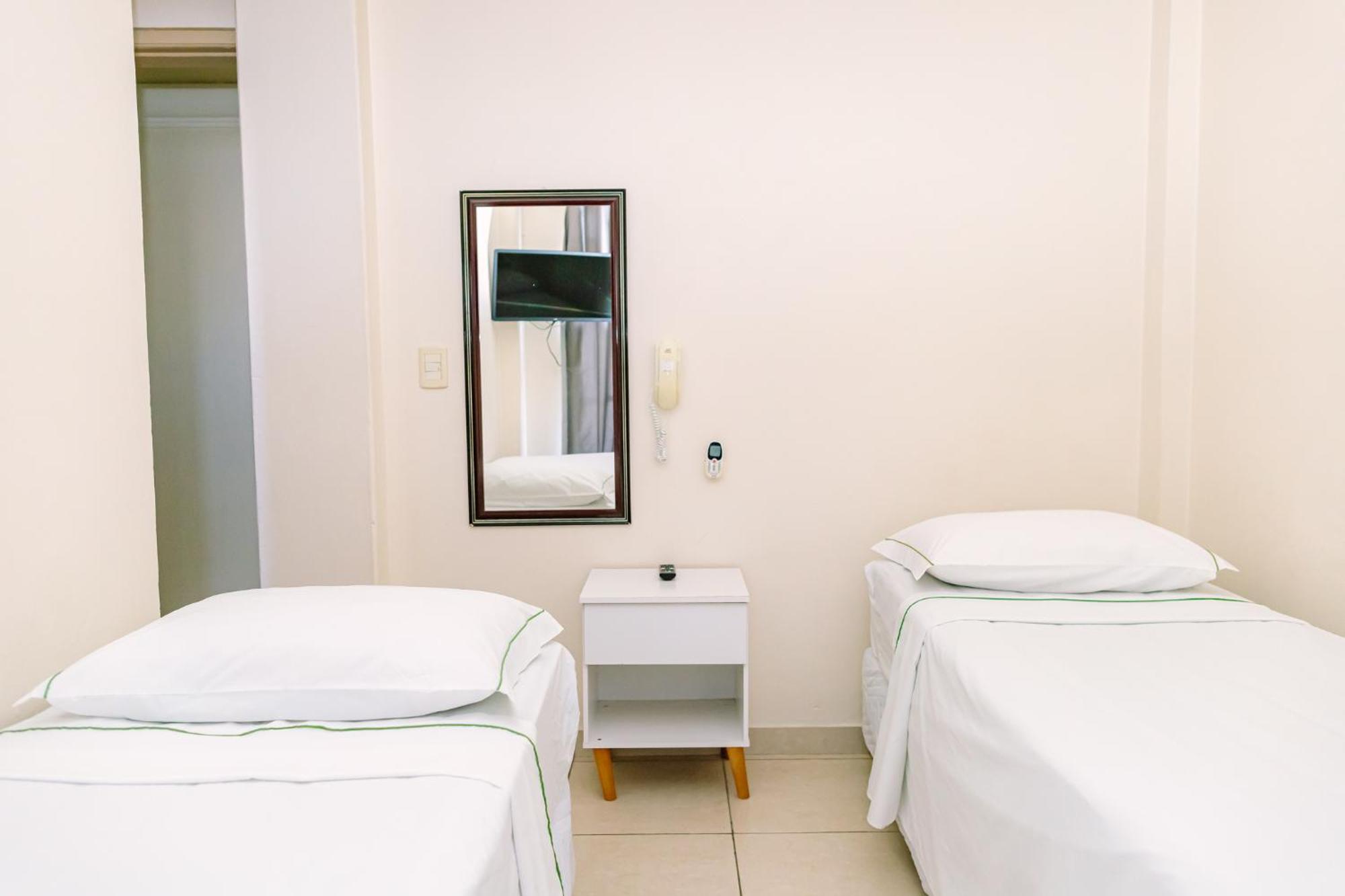 Hotel Dinamarca Balneário Camboriú Extérieur photo